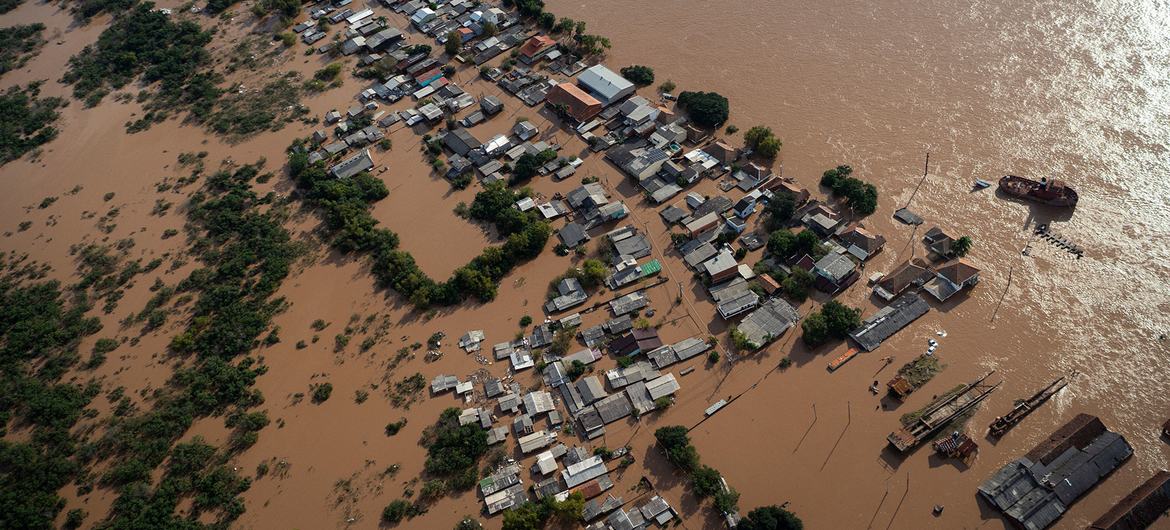 Inundaciones en el estado brasileño de Rio Grande do Sul. En muchos de los barrios más afectados vivían personas refugiadas.