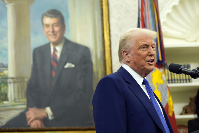En camino de lograr la paz Trump celebra conversaciones con Putin