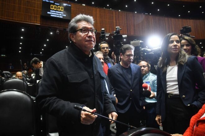 Morena se ha conformado por expresiones distintas afirma Monreal, pero se abstiene de hablar sobre Yunes