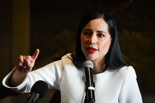 Sandra Cuevas abrirá registro para su movimiento